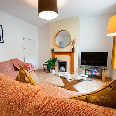 Stella's Cottage- Cute Traditional In South West By Stae-homes 브리스틀
