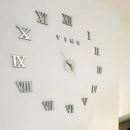 Stella's Cottage- Cute Traditional In South West By Stae-homes * Bristol