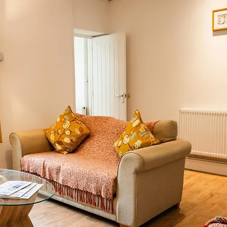 Ferienhaus Stella's Cottage- Cute Traditional In South West By Stae-homes Bristol