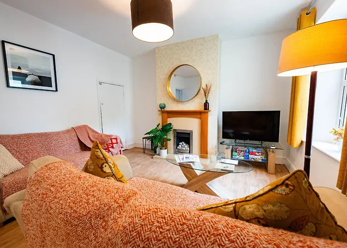 Stella's Cottage- Cute Traditional In South West By Stae-homes Bristol