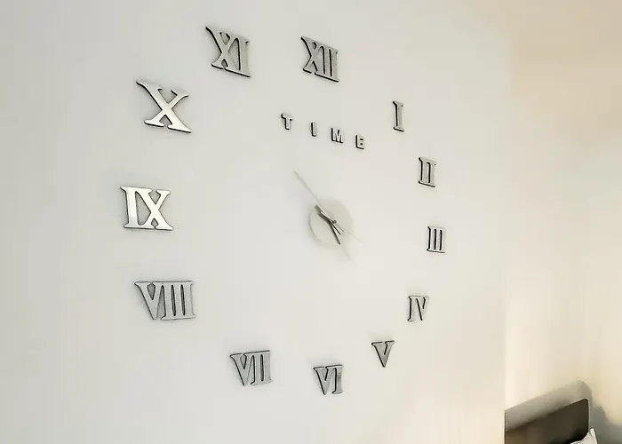 Stella's Cottage- Cute Traditional In South West By Stae-homes * Bristol