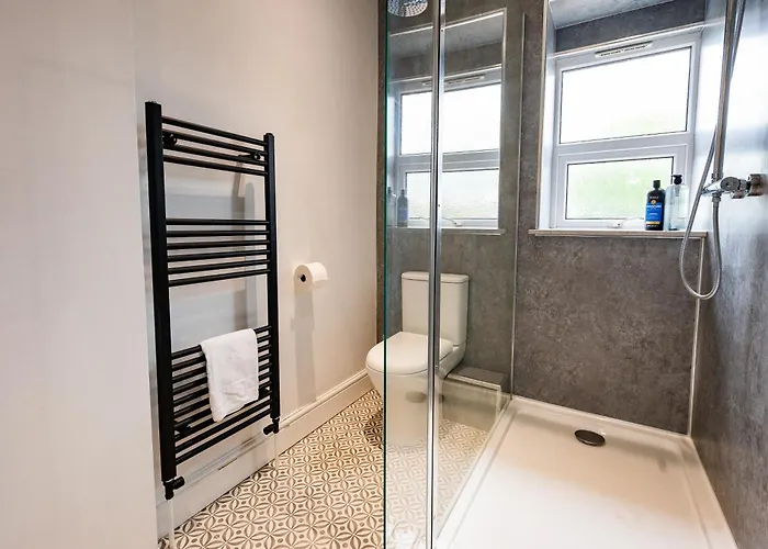 Stella's Cottage- Cute Traditional In South West By Stae-homes * Bristol