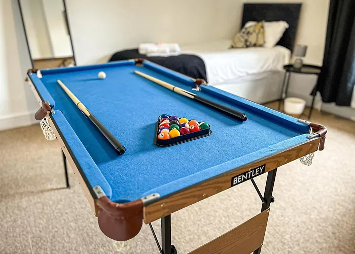 Stella's Cottage- Cute Traditional In South West By Stae-homes